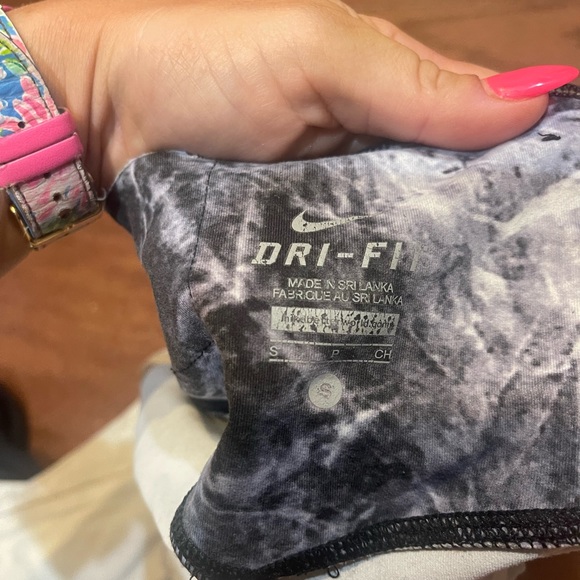 Nike Dri Fit Athletic Capri Leggings Black White Marble Print Wide Waist Small - Picture 5 of 5